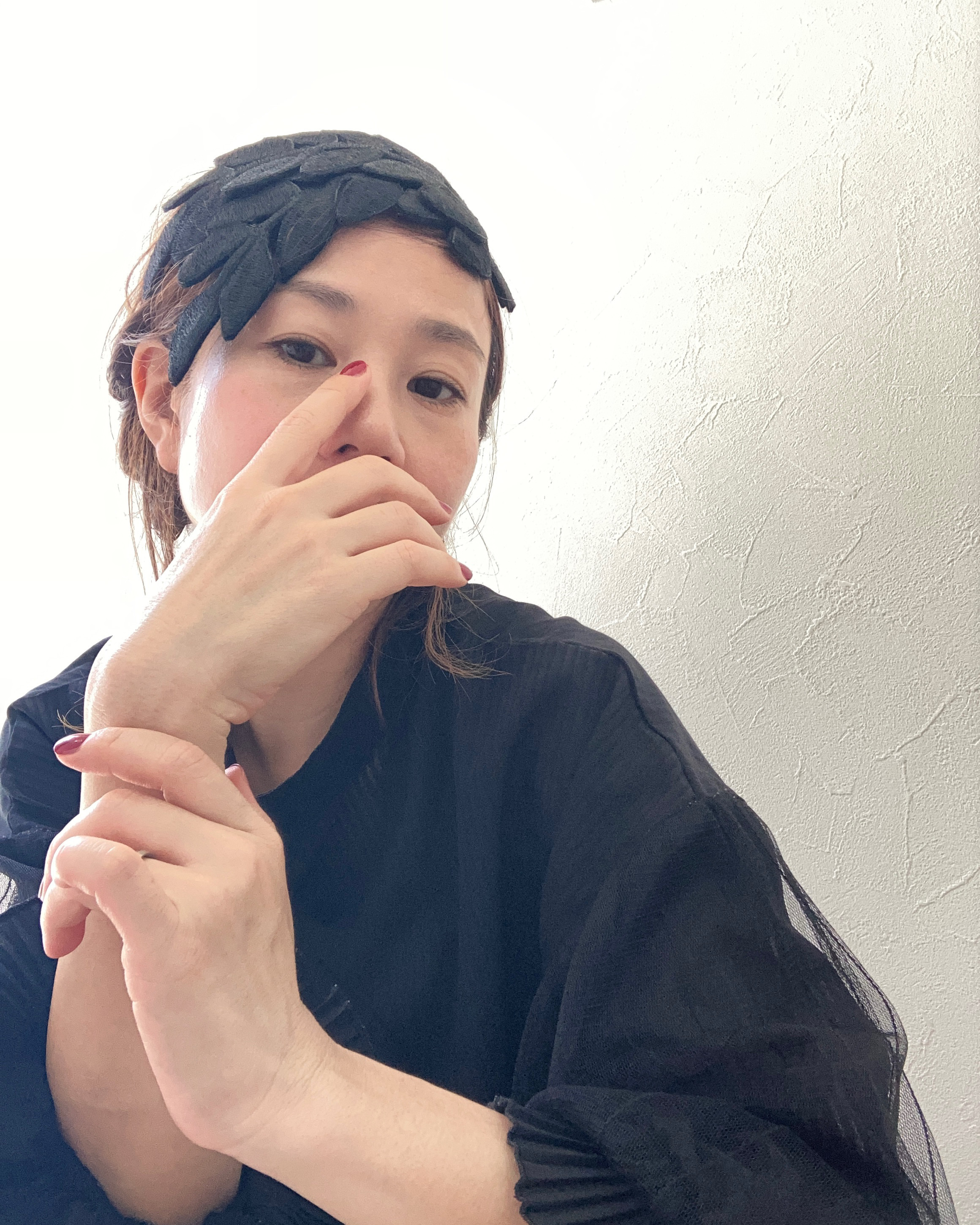 刺繍リーフカチューシャ　ブラック