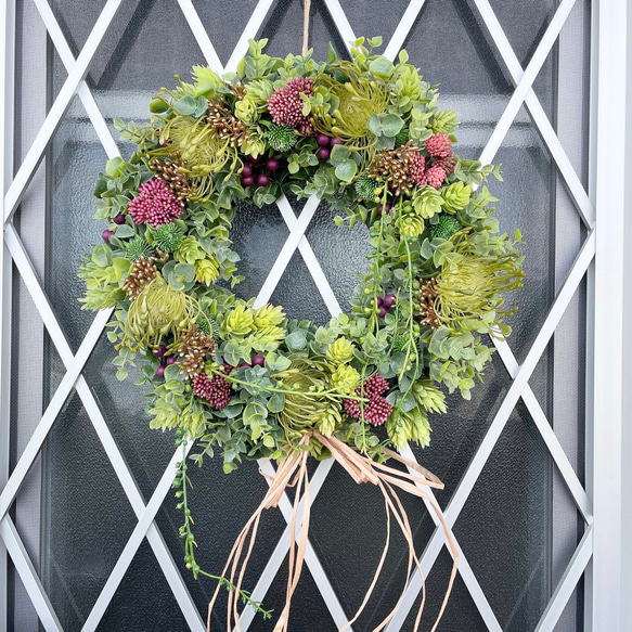 クリスマスリース：年中飾れるタイプ ⑧（造花） 1枚目の画像