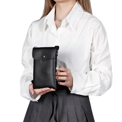 サイド編み上げデザイン シンプル レザー調 スマホポシェット スマホショルダー 3色展開 7枚目の画像