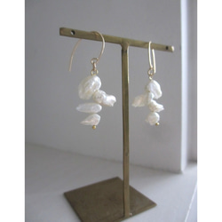 {14Kgf} 淡水パールのウィングピアス＊White Wing Earrings＊ 2枚目の画像