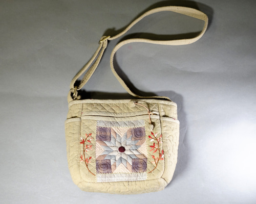 手刺繍と手縫いのショルダーバッグ　ハンドメイド 手刺繍と手縫いのショルダーバッグ ハンドメイド安い 通販