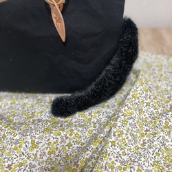 黒猫ニャーの帆布トート　気分が上がる猫バッグ　北欧カバン　モフモフファーのしっぽ 6枚目の画像