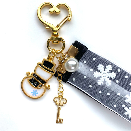 snowman*雪の結晶リボンキーホルダー BLACK キーホルダー snowman*雪の結晶リボンキーホルダー BLACK キーホルダー
