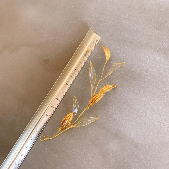 アメリカンフラワー 和装 ブライダル ウェディング ヘッドパーツ ヘアアクセサリー リーフ 成人式 ゴールド シンプル 5枚目の画像
