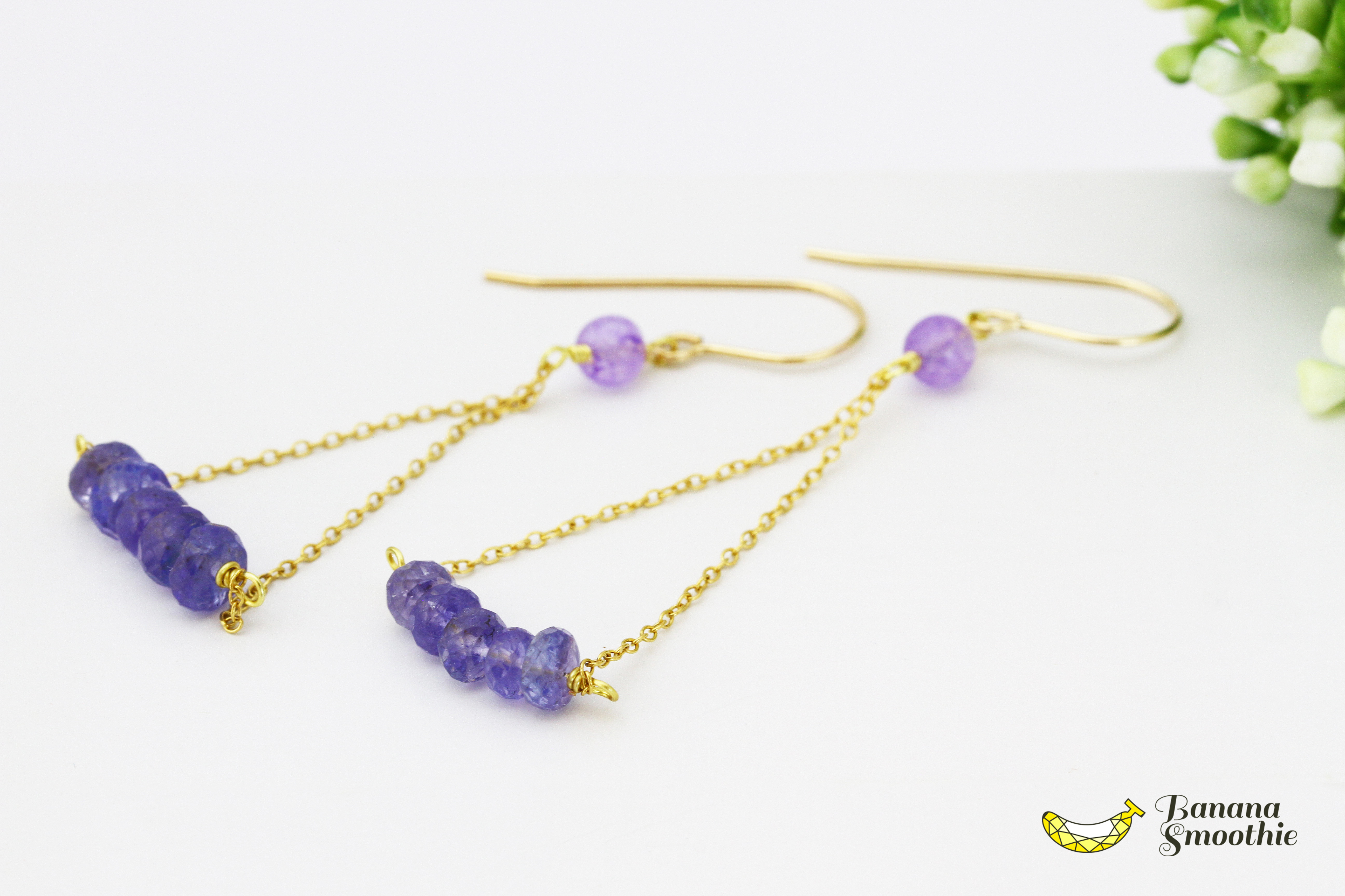 神秘的なパープルカラー タンザナイト チェーンで繋げたロングピアス 14kgf 12月誕生石