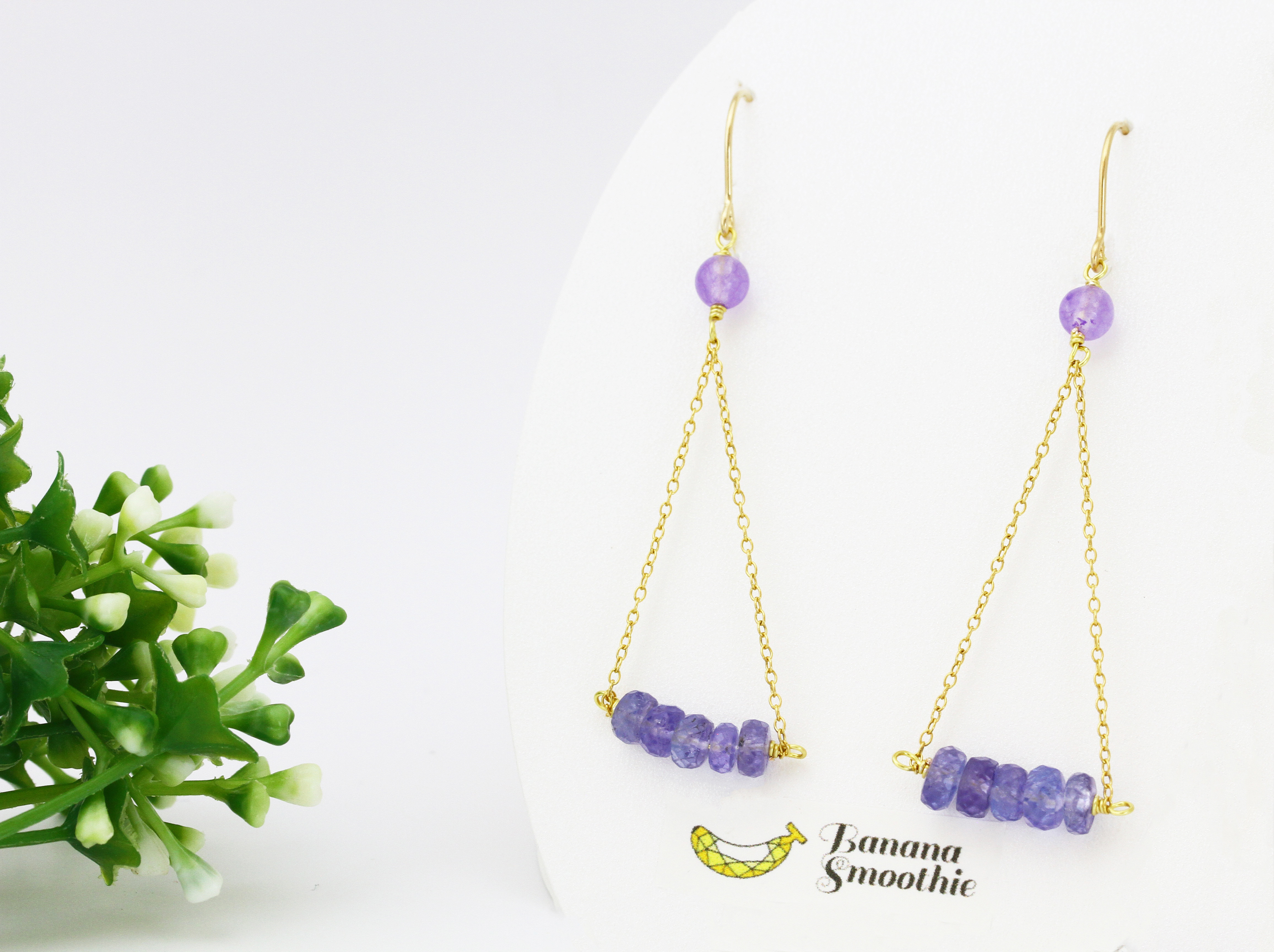 神秘的なパープルカラー タンザナイト チェーンで繋げたロングピアス 14kgf 12月誕生石