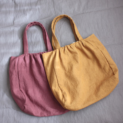 ふんわりリネンのギャザーバッグ（マスタード） 8枚目の画像