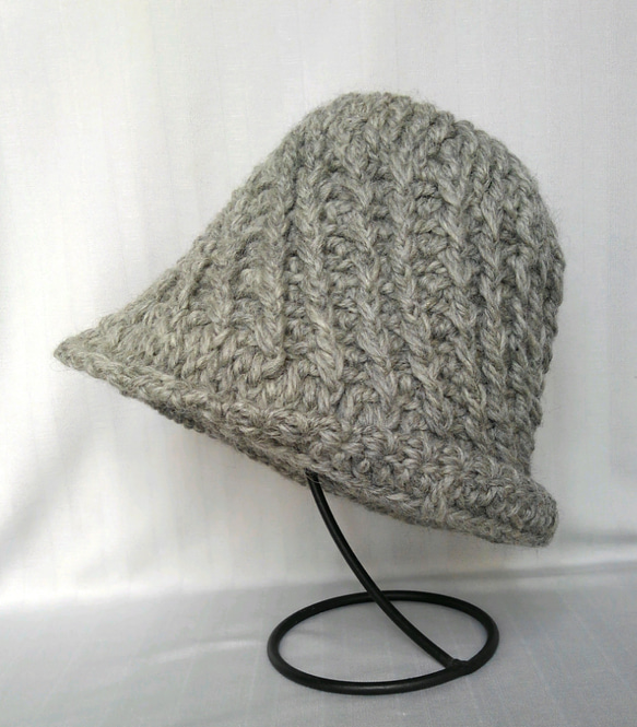 極太毛糸の温か帽子（英国羊毛） 2枚目の画像