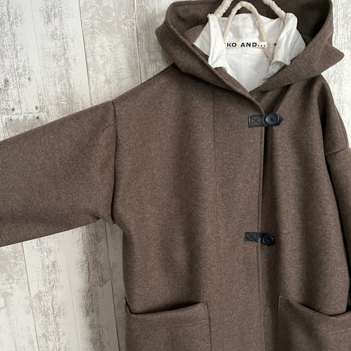 なめらかブラウンニットウール混フード付きハーフコート コート Kym