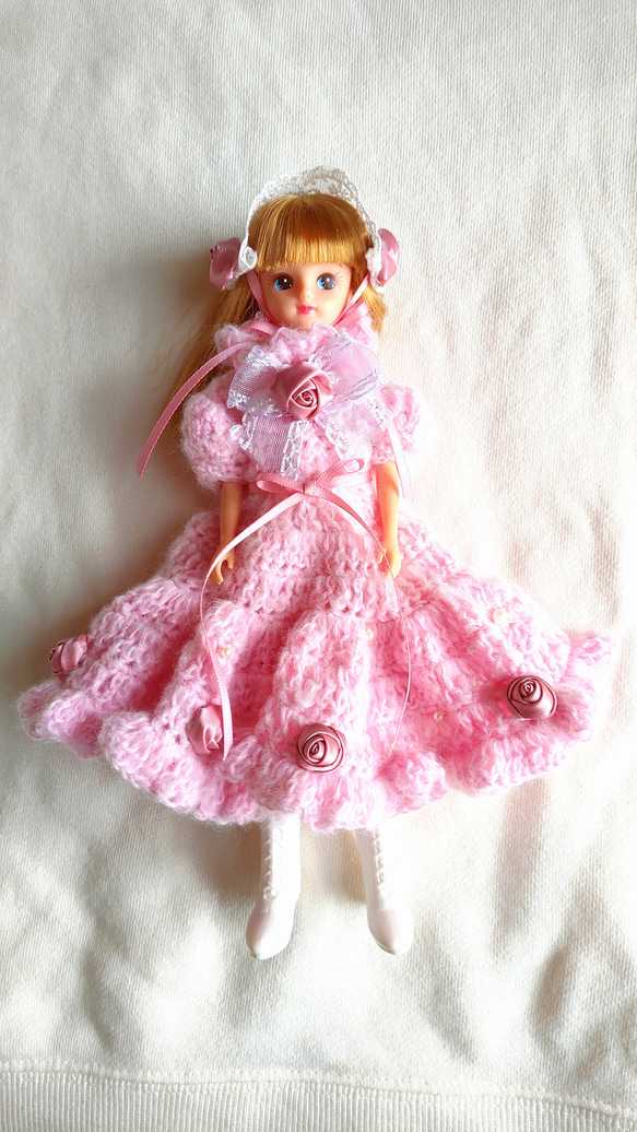 リカちゃん　手編み　ワンピース　ピンク 1枚目の画像