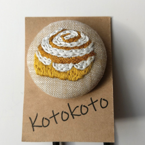 パンとお菓子-くるみボタンヘアゴム-手刺繍 ヘアゴム ことこと 通販  