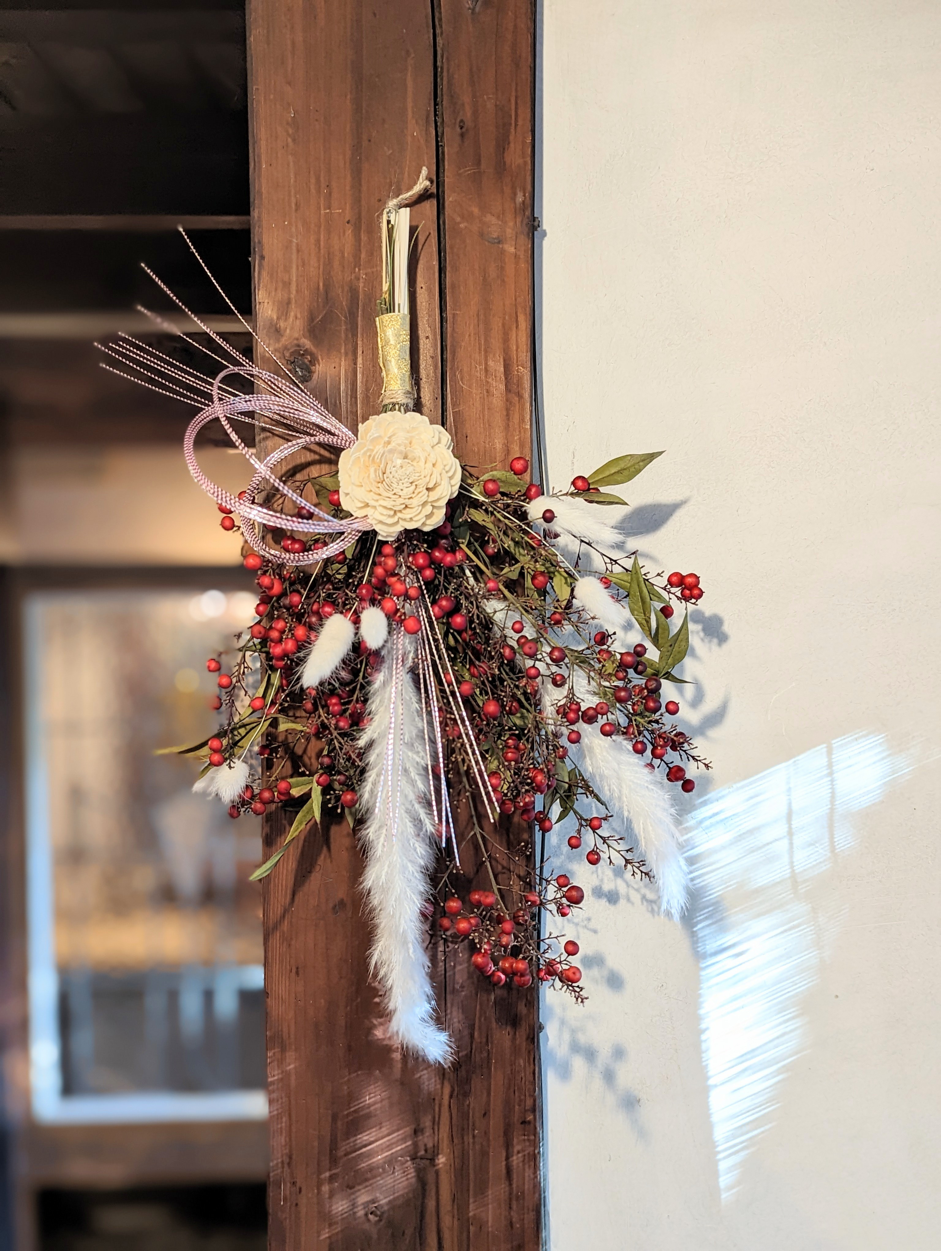紅月 お休み中は予約制です ドライフラワースワッグ セルリア ローズ 紅月 お休み中は予約制です様専用 ドライフラワースワッグ