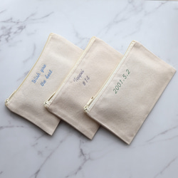 【手書き風筆記体】フラットポーチmini ┃名入れ メッセージ 刺繍 イニシャル 名前入れ 名前入り 文字入れ 19枚目の画像