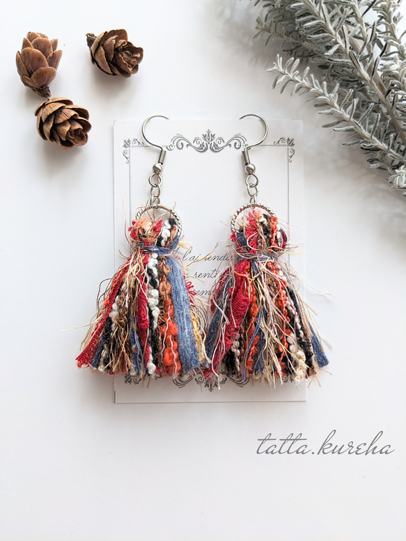 華やか☆かっこいい 引き揃え糸のカラフルタッセルピアス・ネイティブ