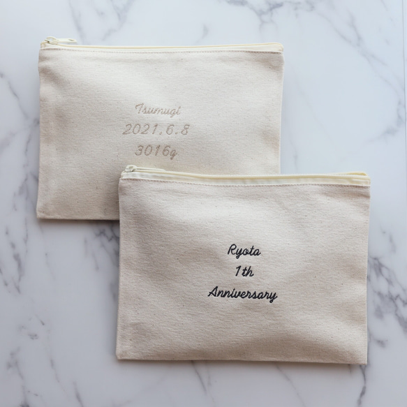 【手書き風筆記体】名入れ 3段メッセージ フラットポーチ ┃刺繍 イニシャル 名前入れ 名前入り 文字入れ 15枚目の画像