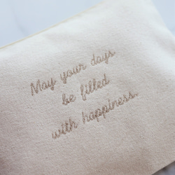 【手書き風筆記体】名入れ 3段メッセージ フラットポーチ ┃刺繍 イニシャル 名前入れ 名前入り 文字入れ 16枚目の画像