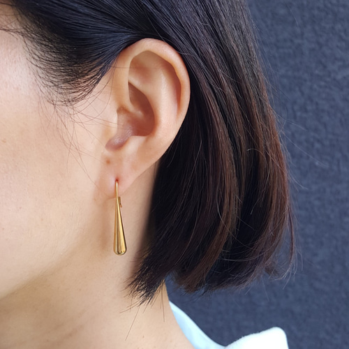 Kataoka 砕い earring 出荷時の写真 