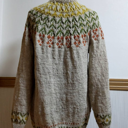 お花のヨーク編みセーター 4枚目の画像