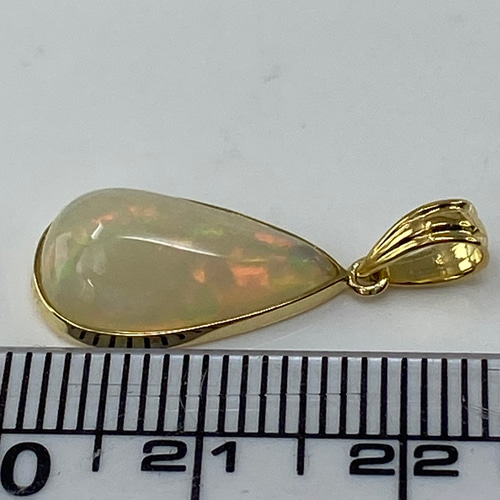 k18YG AU750 18金 天然オパールペンダント ペンダントトップ