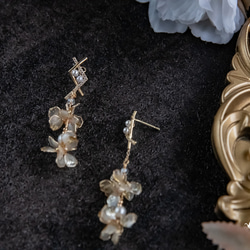 燦金年華系列-雙花設計感耳環 第2張的照片
