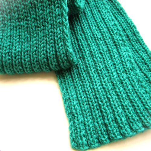 ❁手編み❁エメラルドグリーンマフラー＆ニット帽のセット(一点もの