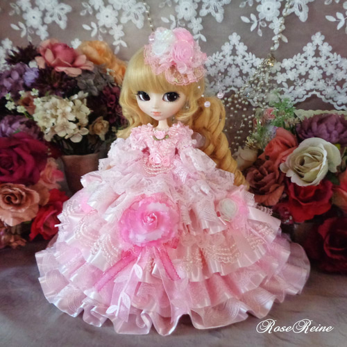 ベルサイユの薔薇 優美でミステリアスな豪華フリルドールドレス