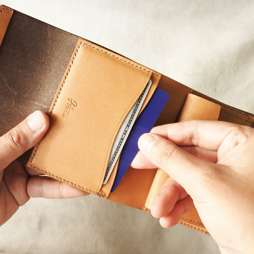 ☆受注生産☆コンパクトな革財布 / グレー / 本革ロロマレザー使用