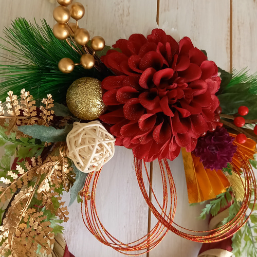 紅白赤いダリアのしめ縄 しめ縄・しめ飾り ハッピーパステルカラー