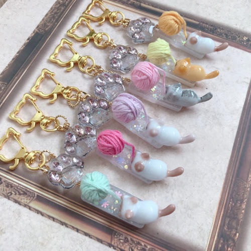 猫ちゃんのくり抜きシルエット❤水彩画風水玉シャボン玉のバッグ