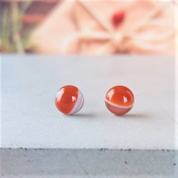 再販】4mm赤珊瑚（レッドコーラル）ラウンドカボションピアス