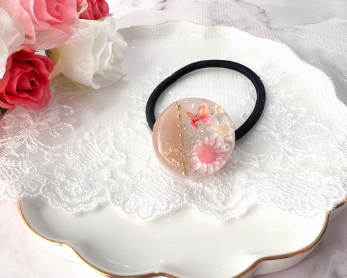 大人可愛い お花と蝶々の丸いツートンヘアゴム ヘアゴム Kemko 通販