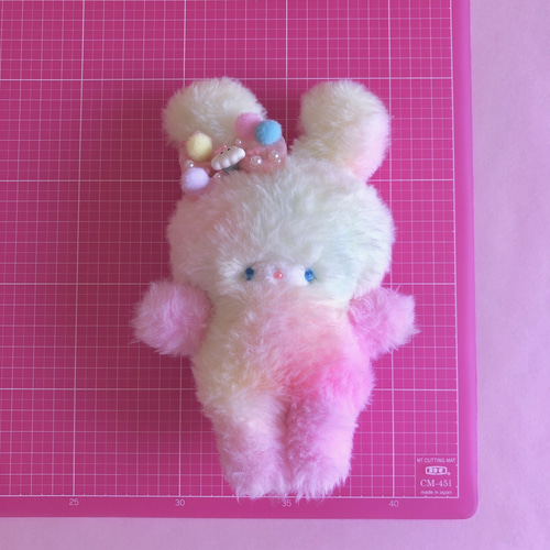 ラムネ色の瞳☆ゆめかわちゃん♡フワフワうさぎ♡手のひらサイズ
