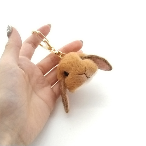 受注制作】オーダーメイド#羊毛フェルトうさぎのお顔チャーム 羊毛