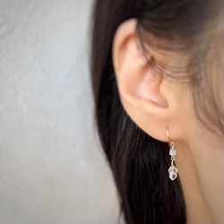 【14KGF】立方體灰色鑽石+優質閃靈鑽耳環 第3張的照片