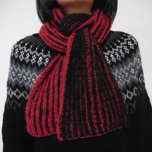 SALE】軽い！アルパカ糸のリバーシブルマフラー 赤×黒 マフラー アニー