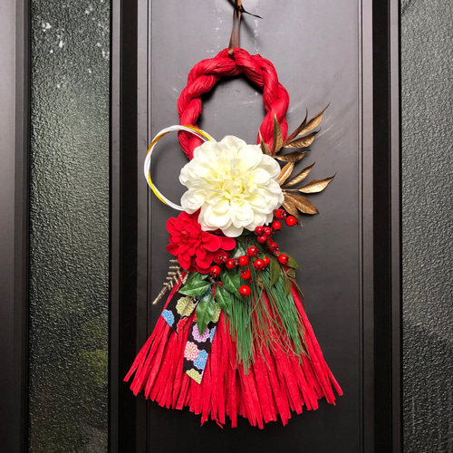 お正月飾り 赤 しめ縄 タッセル型 しめ縄・しめ飾り La ruelle