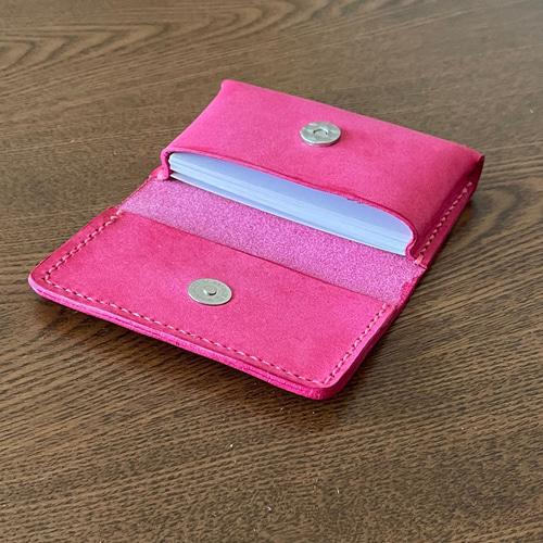 ヌメ革の名刺入れ カードケース ✨ピンク イタリアンレザー マルゴー