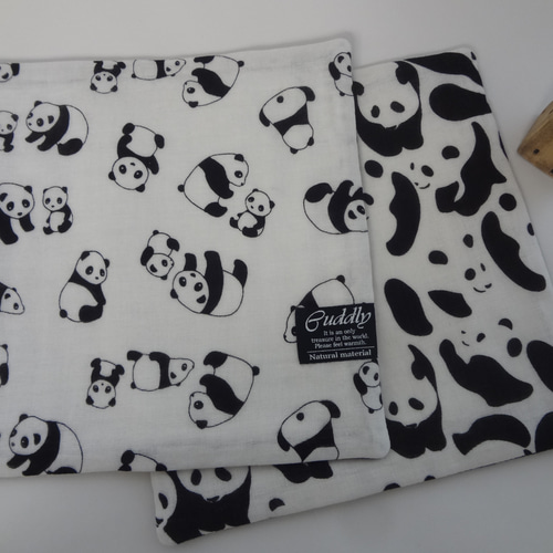パンダ*８重やわらかガーゼハンカチ*大2枚セットハンドメイド パンダ*A*8重やわらかガーゼハンカチ*大2枚セット ハンカチ