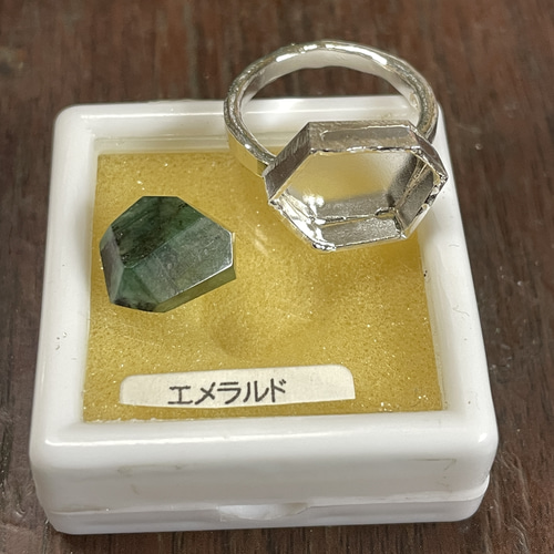 天然石エメラルド原石リングアトリエ「之」 Sanctuary Collection / Integration Ring フローライト