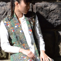 受注製作　ノースリーブ着物カーディガン"華Hana"着物リメイク服　（送料無料）オーダーメイド 2枚目の画像