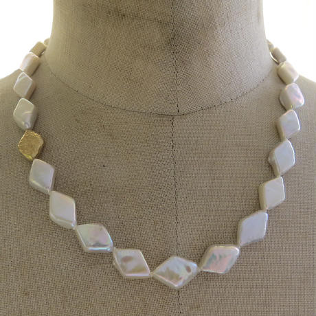 ひし型パールラリエッタ