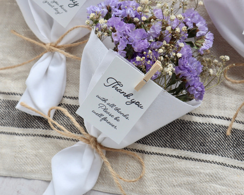 特集掲載】カラフル♡スターチスとかすみ草の小さなドライフラワー