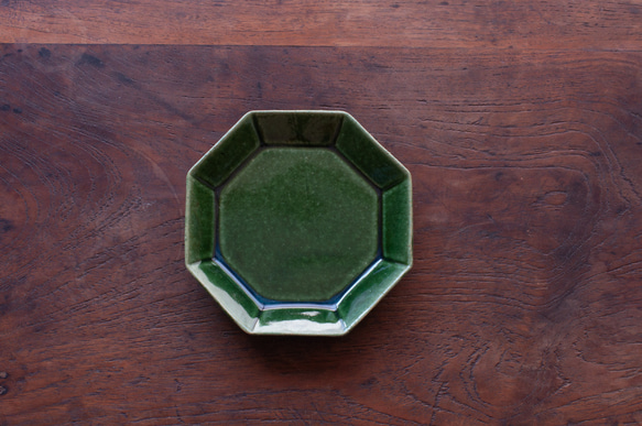 八角中皿　緑色（織部） 1枚目の画像