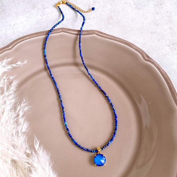 ラピスラズリ×クリスタル カポション　ネックレス [ゴールドorシルバー] 4枚目の画像