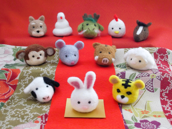 yuko☆さま確認用 羊毛フェルト 額飾り3個セット yuko☆さま確認用 羊毛フェルト 額飾り3個セット