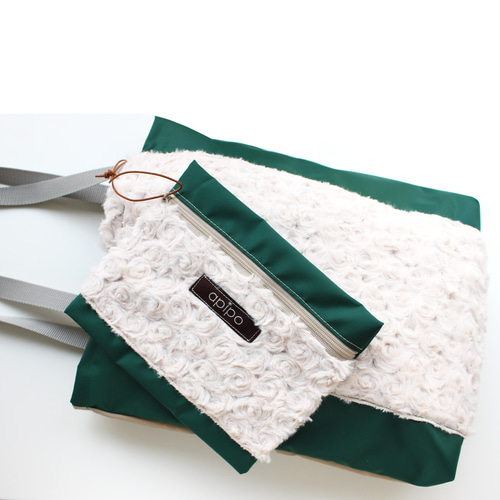 トートバッグ ナイロン A4 サブバッグ 軽量 モコモコ ポーチ付き マチ  