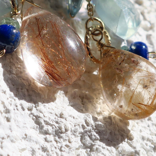 フローライト・ルチルクォーツ・ムーンストーンの14kgfピアス