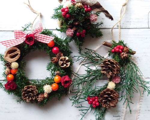 クリスマスリース4つセット クリスマス特別価格☆送料無料】クリスマスリース・松ぼっくり