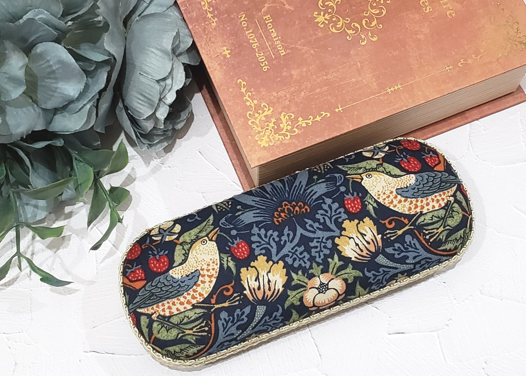 ⚠️タカヒロ商品⚠️ネイビー❣️ウィリアムモリスいちご泥棒♡マルチケース 楽天市場】Fabric by BEST OF MORRIS ファブリックバイ