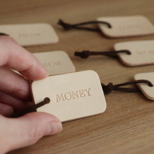 お名前タグ オーダー受付中 お名前タグ1枚無料】選び取り レザータグ ヌメ革 ネームタグ